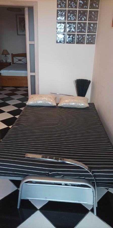 Ferienwohnung Residencia Mendonca São Roque do Faial Exterior foto